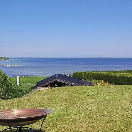 Holiday home Cozy In With Wifi *