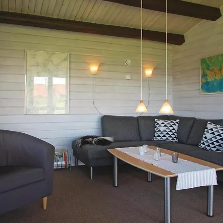 Holiday home Cozy In With Wifi *